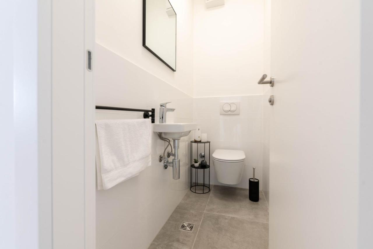 Dalmatia Apartment Znjan Split Exterior photo