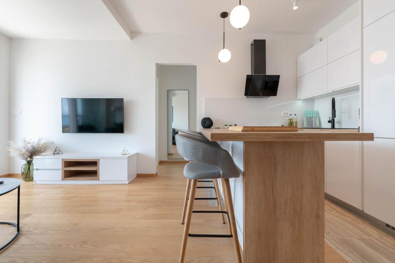 Dalmatia Apartment Znjan Split Exterior photo