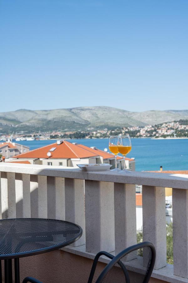 Dalmatia Apartment Znjan Split Exterior photo